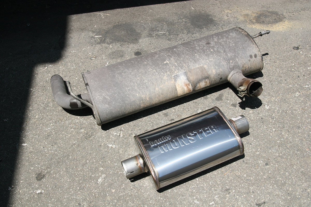 stock vs Banks 3.8L muffler